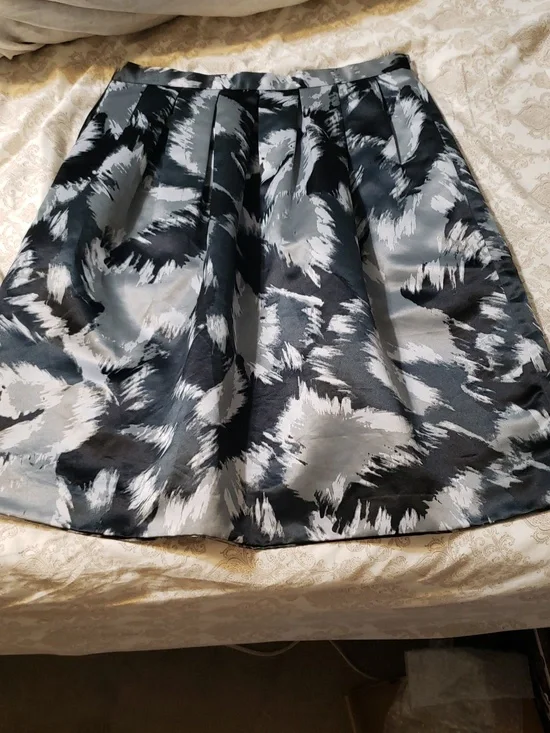 Michael Kors Skirt 8 - Picture 4 of 16